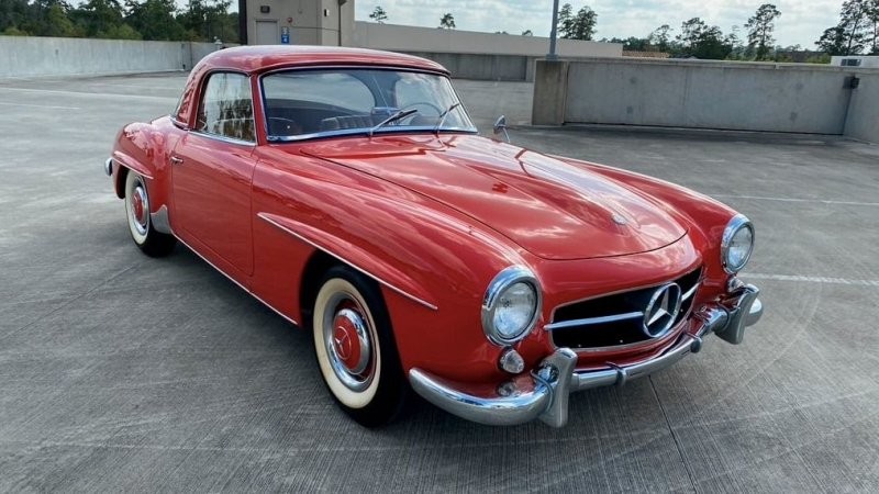 7. Mercedes-Benz 190SL 1962 года продан за $121,000 (10 000 000 руб.)