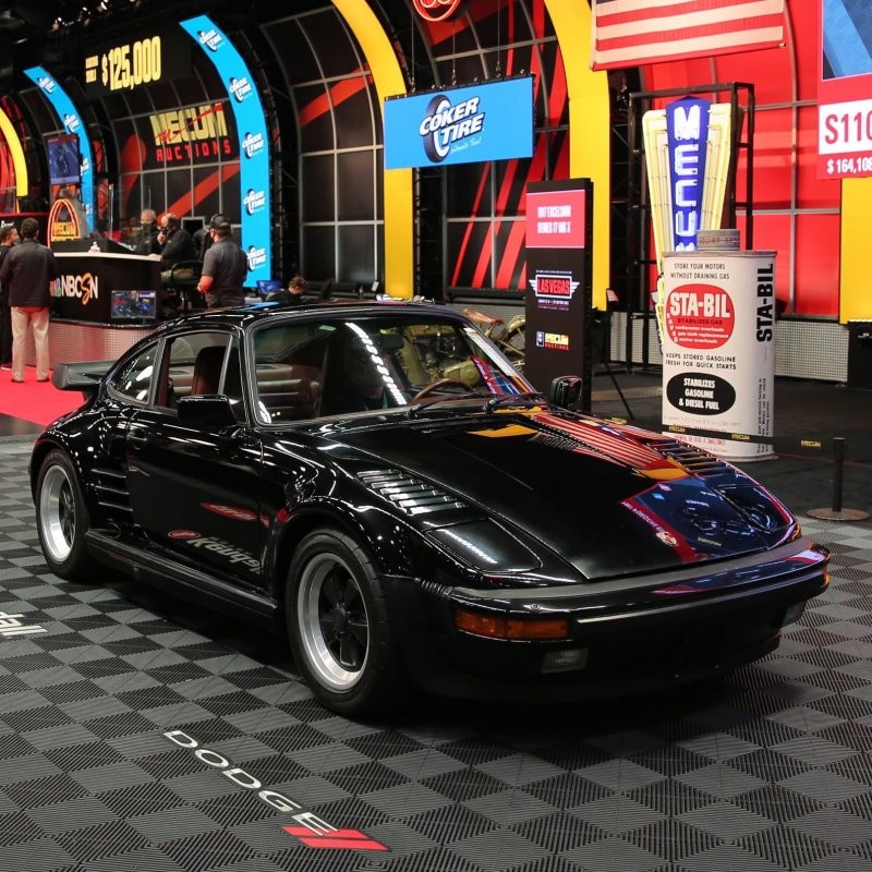5. Porsche 911 (930) Turbo 1987 года продали за $132,000 (12 000 000 руб.)