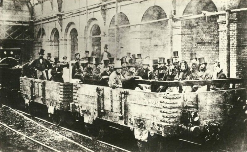 Первая в истории поездка в метро. Лондон, 1863 год