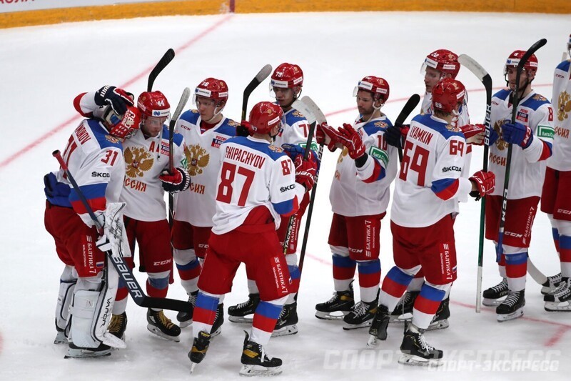 Сборная России по хоккею разгромила финнов и выиграла Кубок Первого канала