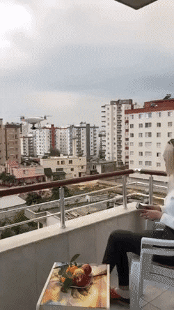 Гифки с девушками