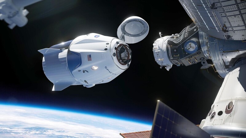 Запуск SpaceX - начало космического туризма