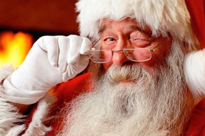 Испортили Рождество: полиция Огайо закрыла киоск, в котором Санта-Клаус занялся групповым сексом