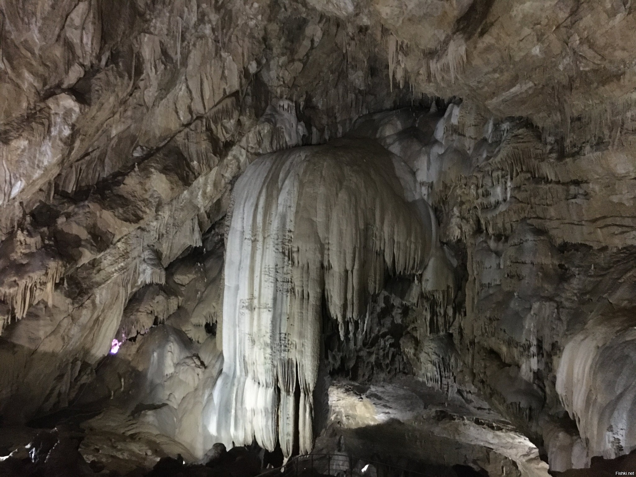 Сталактитовые пещеры в Абхазии