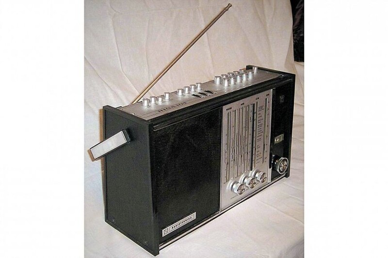 10 транзисторных приемников из СССР 1970-х Радио для геологов и политруков