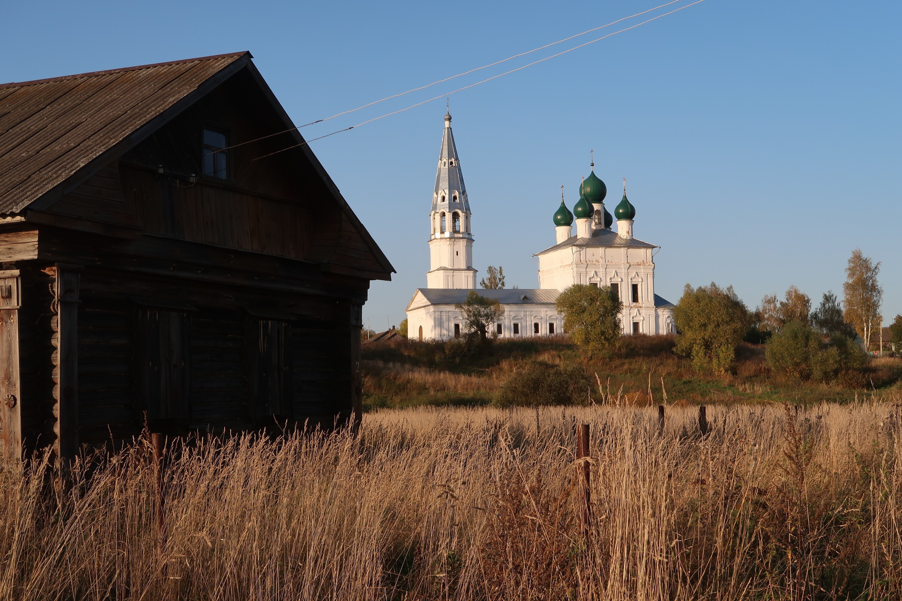 Церковь в селе Осенево Ярославская