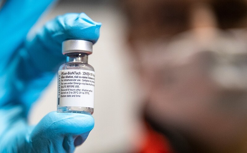 Росздравнадзор заявил о запрете вакцины Pfizer для всех частных клиник