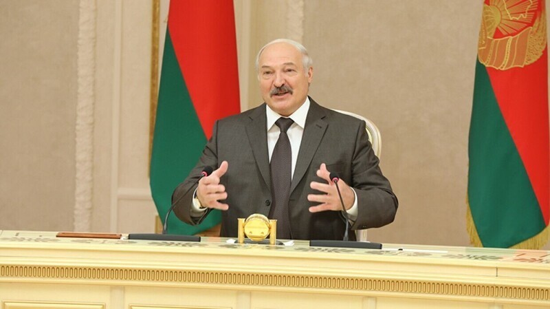 Почему Лукашенко считает себя женским президентом?