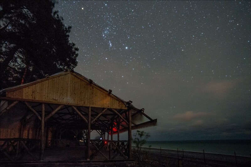 Ночная красота побережья Черного моря, Пицунда