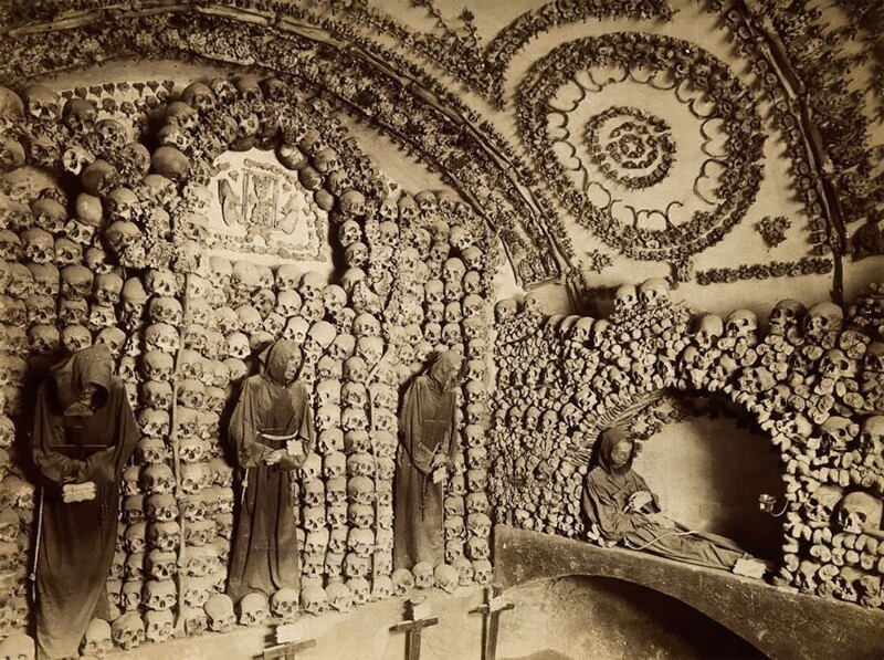Крипта капуцинов в Риме: дизайн на костях