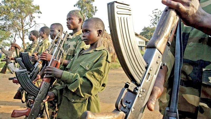 Безумный «Гитлер» из Уганды Джозеф Кони и его «Господня армия» детей-маньяков