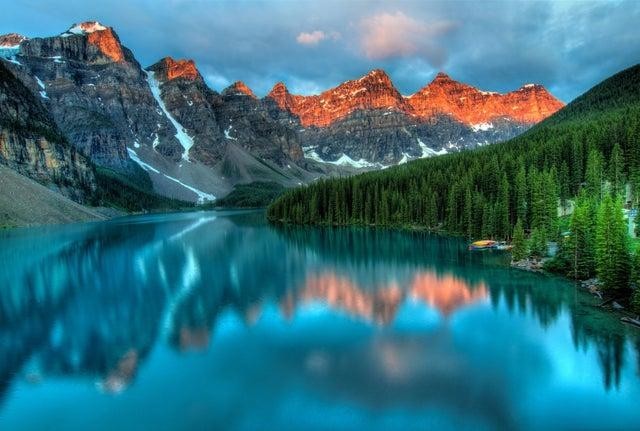 Озеро невероятной красоты, Канада