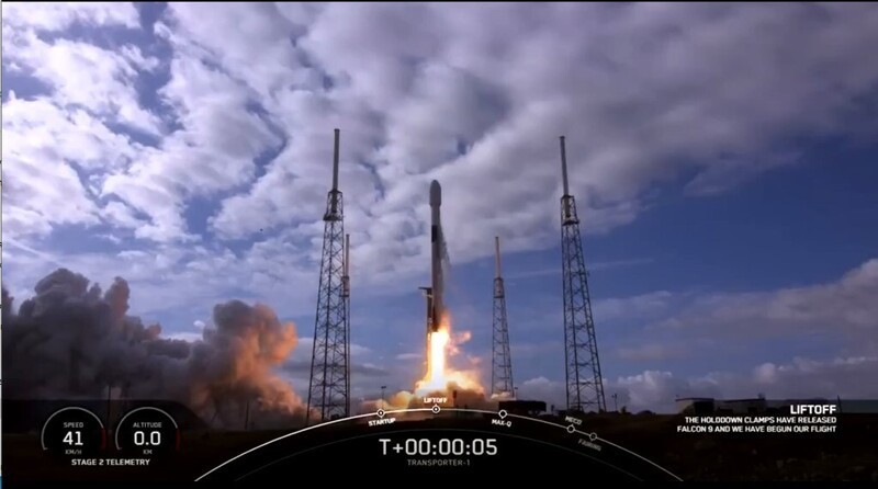 Ракета Falcon 9 стартовала на орбиту