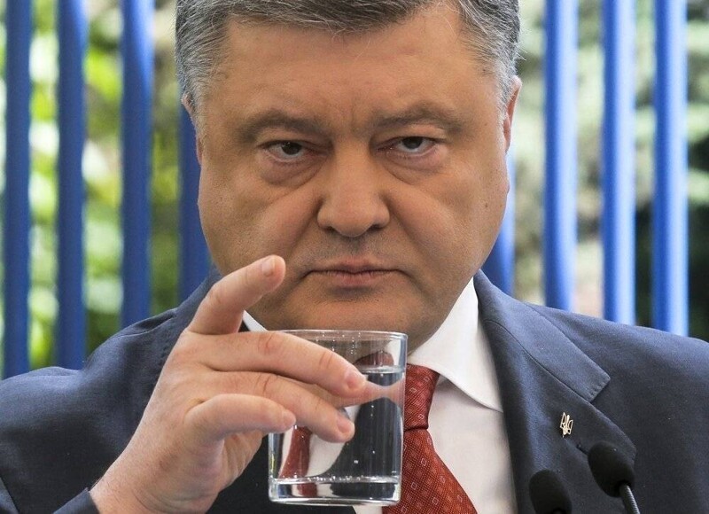 Крепко накативший Порошенко призвал украинцев к «непрерывной осаде Кремля»
