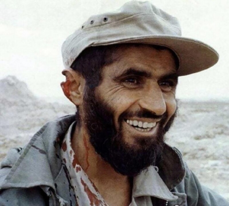 Иранский снайпер ранен иракским снайпером в ухо. 1986 год