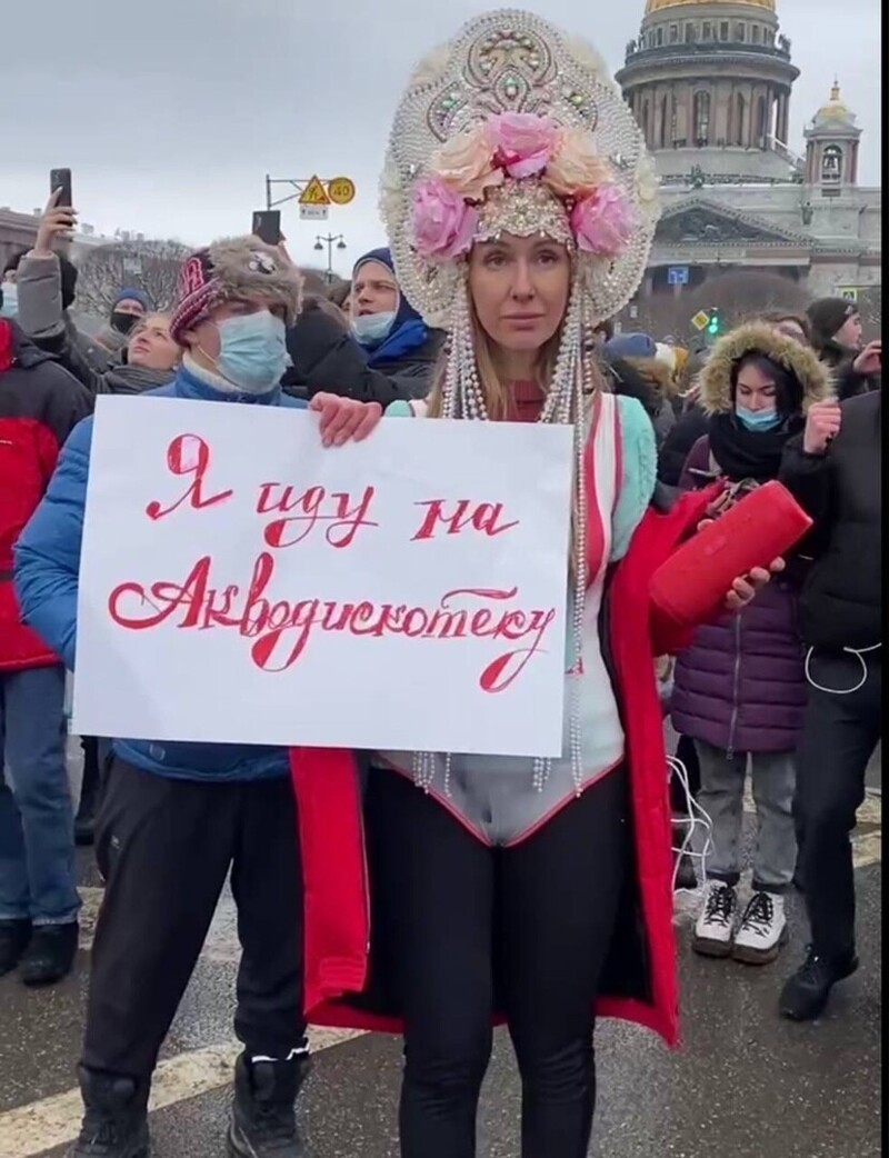 Политические комментарии и другой разный юмор с сарказмом и без