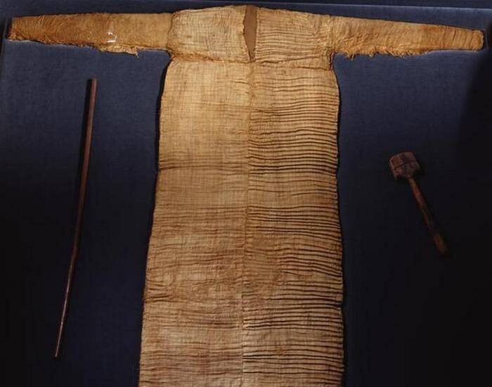 Туника из льна возрастом 4000 лет.