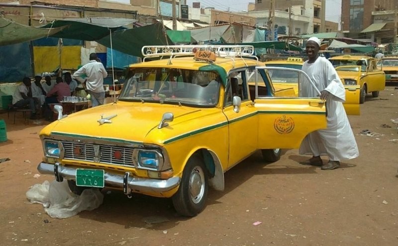 В Судане обнаружен ранний «Москвич-2140»: он там работал в столичном такси