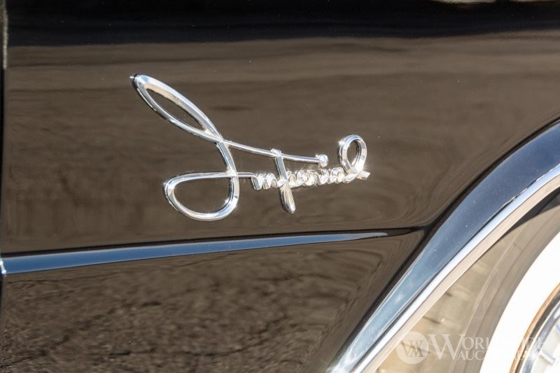 Один из 31: Chrysler Imperial для королевы