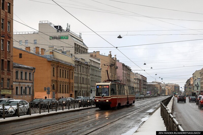 Санкт-Петербург в прошлом и сейчас