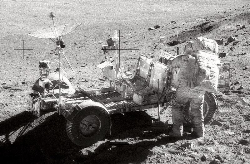 Лунный автомобиль (Аполлон-16), 1972 год, прошел по поверхности Луны 26,6 км