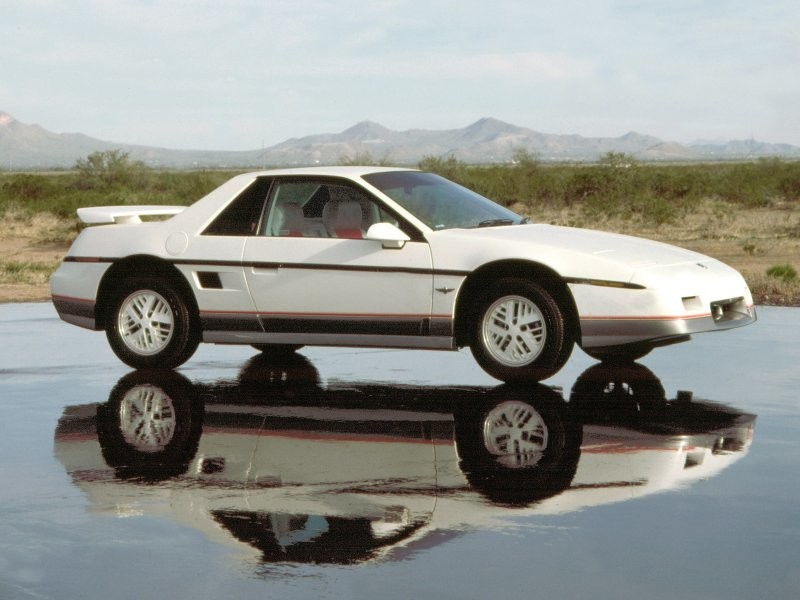 Pontiac Fiero 1991