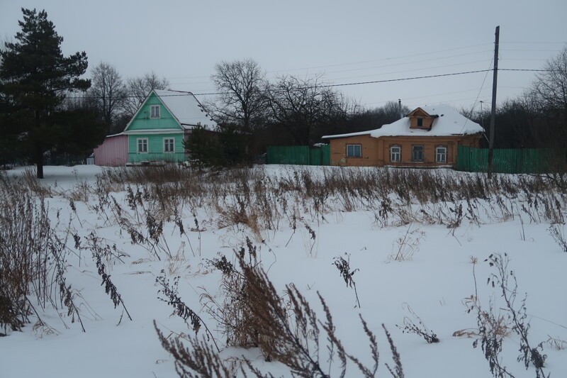 Село выглядит безжизненным, по переписи населения 2010 г. здесь было 8 человек