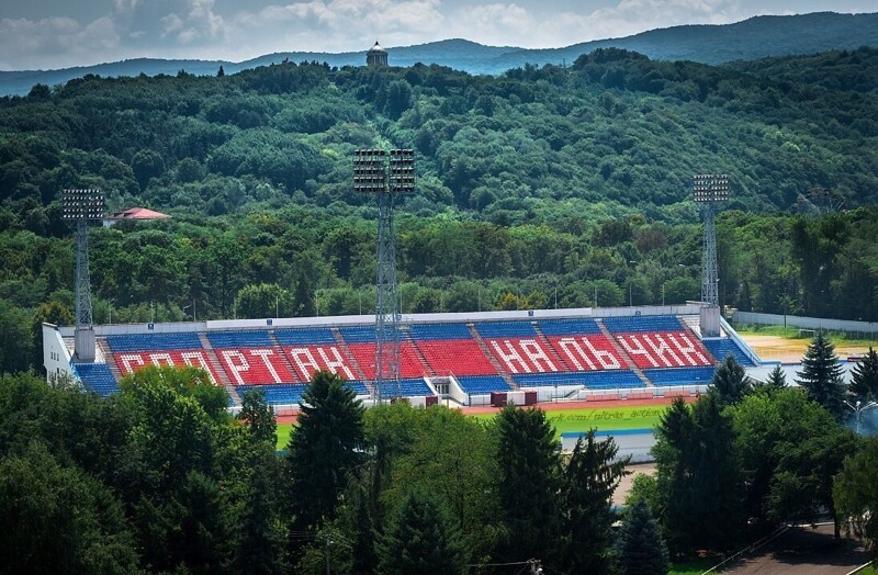 Российские футбольные стадионы из глубинки