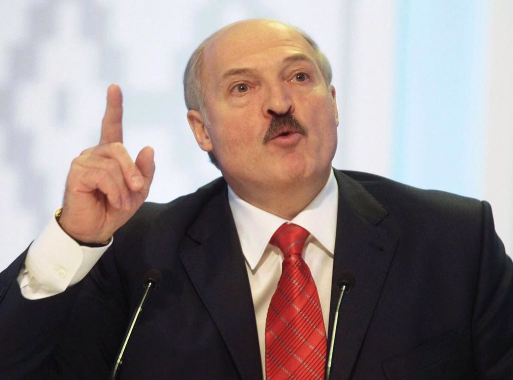 Полезные советы от Лукашенко: как избежать прослушки по телефону