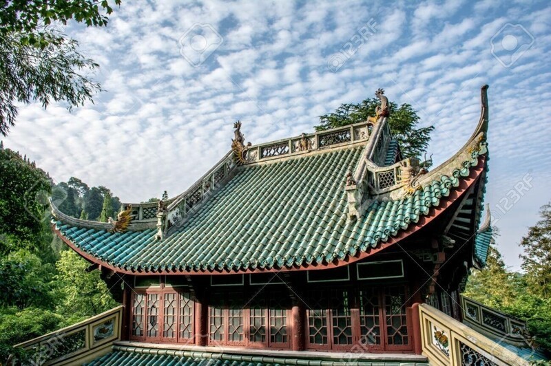 Почему крыши китайских традиционных зданий загнуты вверх?