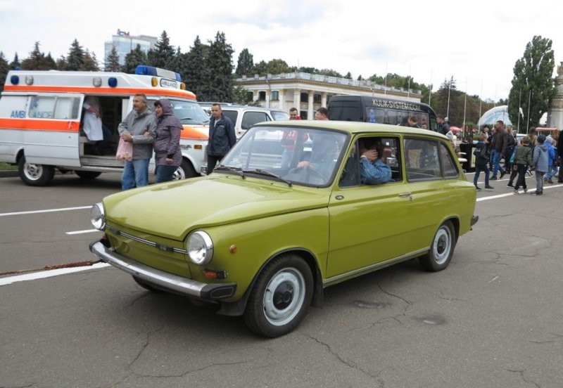 DAF 46 с кузовом универсал