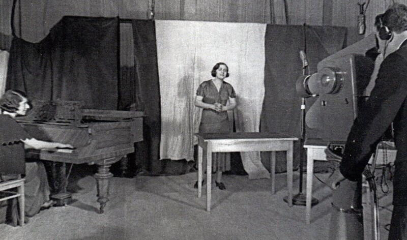 Одна из первых ТВ передач.. Ленинград. 8 июля 1938 года