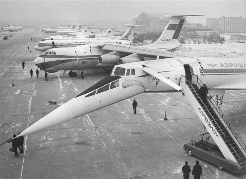 Выставка авиатехники в аэропорту Шереметьево в 1974 году