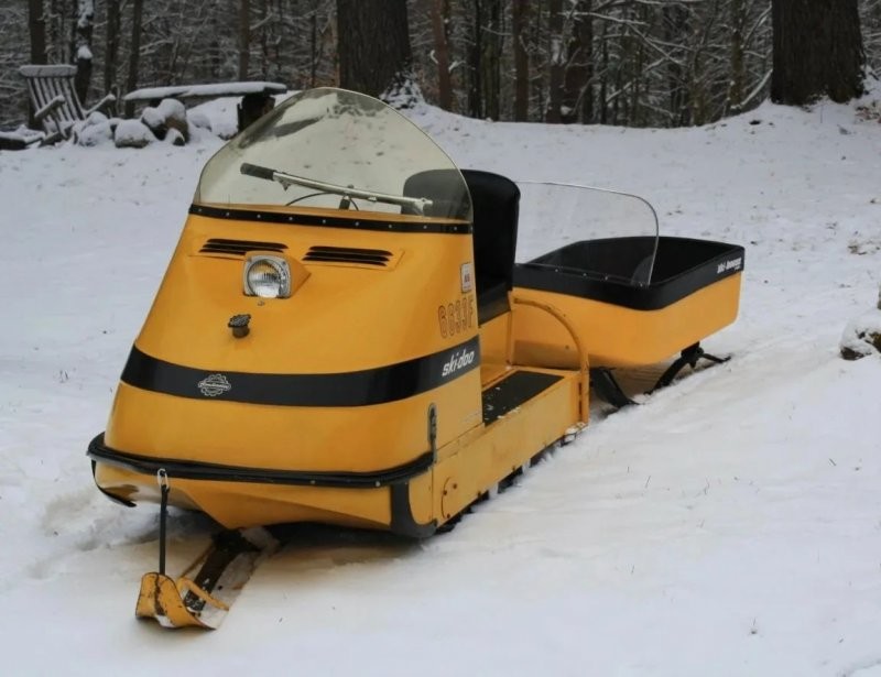 Снегоходу 50 лет, а он еще работает: легендарный и простой Bombardier Alpine