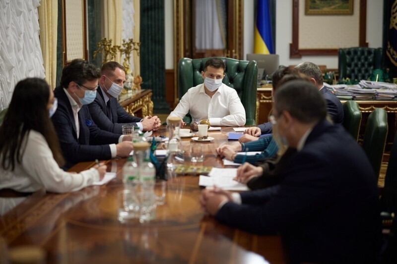 Зеленский начал расправу: Введены санкции против Медведчука и  секретные решения СНБО по Донбассу