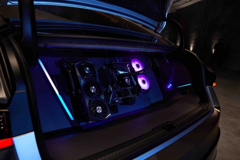 Мечта геймера на колесах: компания Lexus построила машину с игровым компьютером