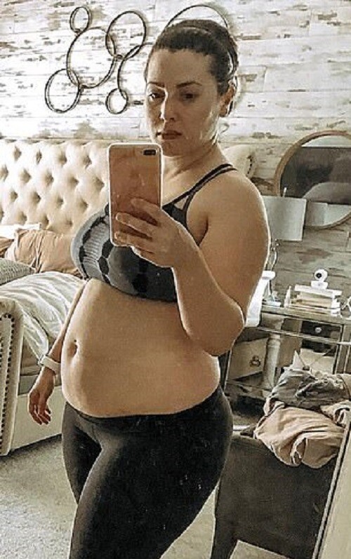 Мать двоих детей сбросила 30 кило и стала звездой соцсетей