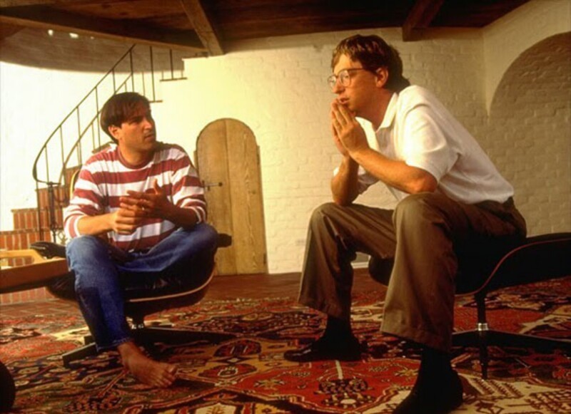 Стив Джобс и Билл Гейтс, 1991 год. Два гения - тогда еще дружили, потом – стали заклятыми врагами