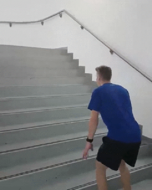 Давай поднимемся по лестнице. Человек на лестнице. Взбирается по лестнице. Лестница анимация. Прыгает по лестнице.