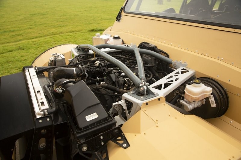 Кому нужен Humvee, когда можно купить вместо него военный внедорожник Bowler