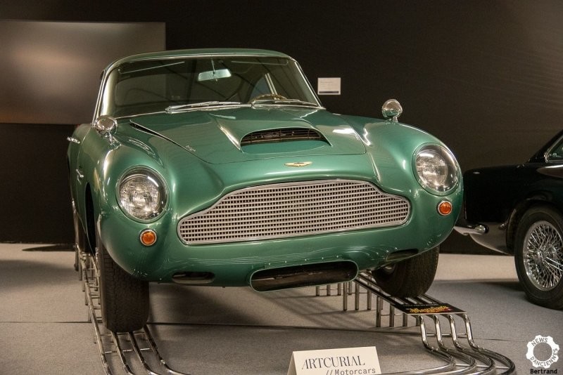 3. Aston-Martin DB4 GT 1959 года продан за $1,632,961 (124 900 000 руб.). 10-ое место в ТОП-10 2021 года