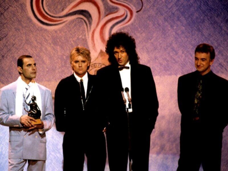 Brit awards 1990 – последнее появление фредди меркьюри на публике