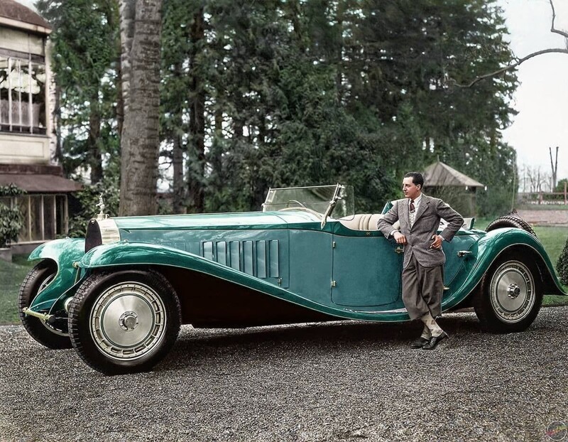 3. Жан Бугатти, инженер и дизайнер, стоит рядом со своим Bugatti Royale, 1932 год