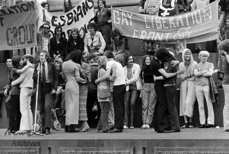 Март 1971 года. Лондон. Gay Liberation марш.
