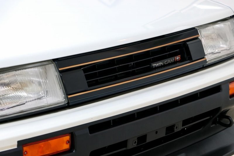 37-летняя культовая Corolla AE86 продается в Великобритании