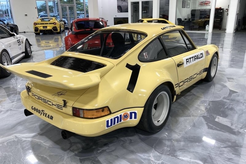 Porsche 1974 года, на котором участвовал в гонках Пабло Эскобар, обойдется вам в 2,2 миллиона долларов