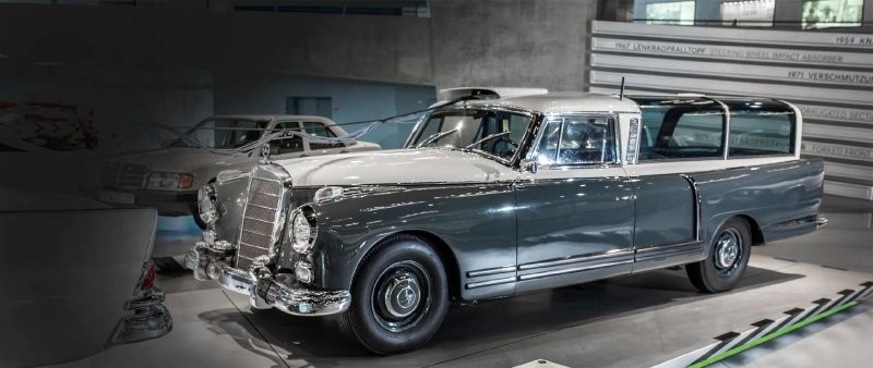 Mercedes-Benz на поводке — Испытательная лаборатория на колесах