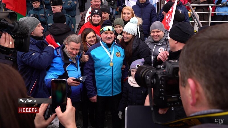 "Такая моя судьба": президент Белоруссии победил в гонке, но звездой лыжни стал другой