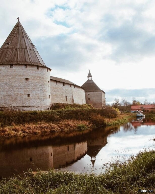 Крепости ленинградской области фото