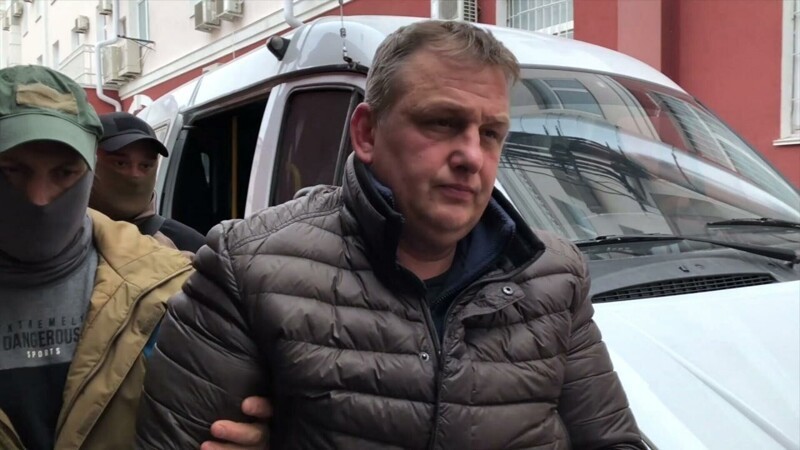 Президент Владимир Зеленский очень любит рассказывать, как Украина любит Крым.